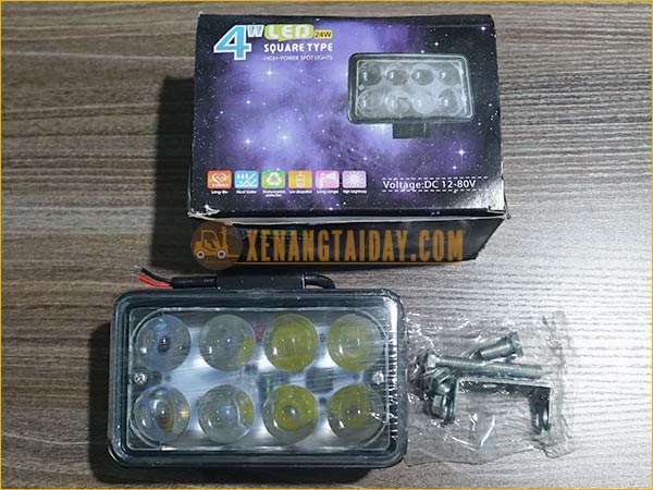 Đèn pha LED vuông 8 bóng chiếu sáng cho xe nâng