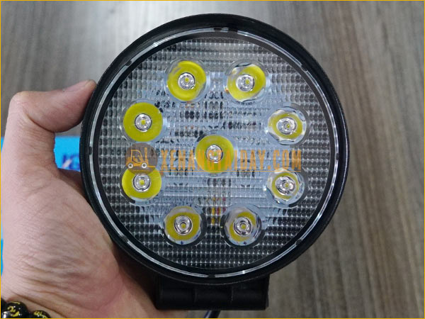 Đèn pha LED tròn 9 bóng chiếu sáng cho xe nâng