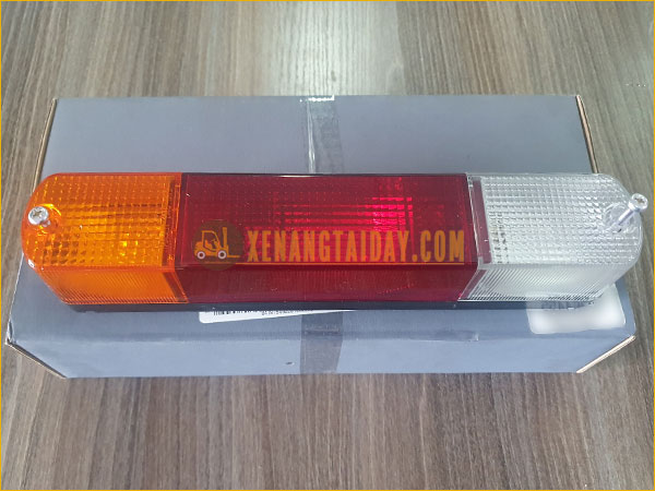 Đèn hậu xe nâng điện ngồi lái KOMATSU đời -12