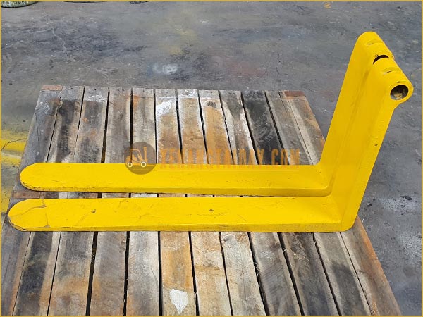 Càng xe nâng mới và cũ, đã qua sử dụng