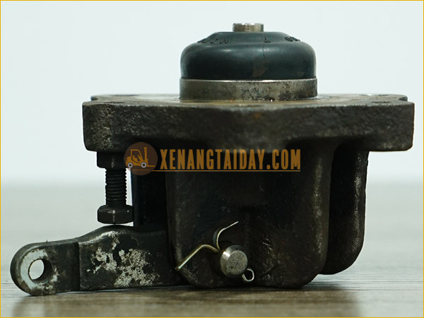 Heo con (xilanh bánh) phanh thắng xe nâng KOMATSU FB09~20-12