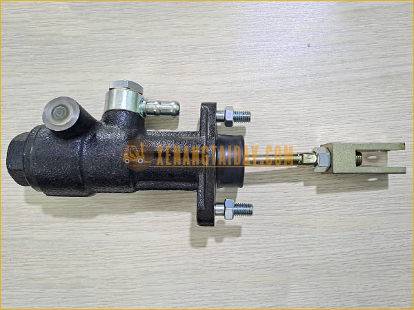 Heo tổng phanh xe nâng điện ngồi lái TOYOTA
