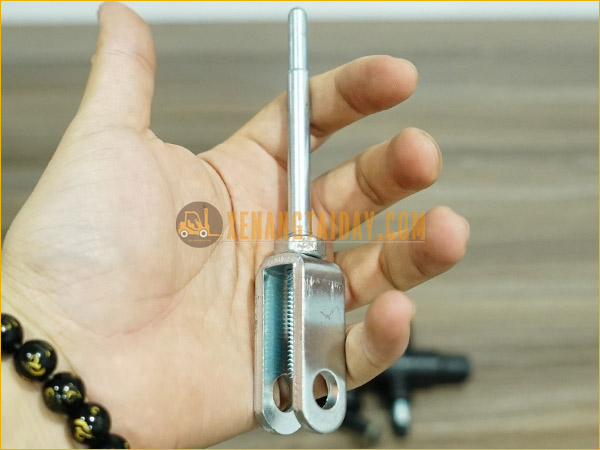 Heo tổng (xilanh chính) phanh thắng xe nâng KOMATSU FB09~20-12