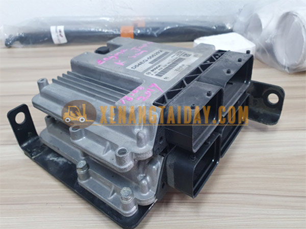 Hộp điều khiển động cơ ECU D04EG-005292