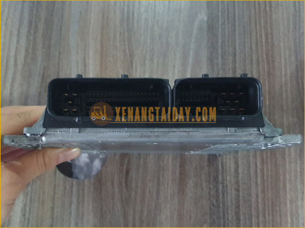 Hộp điều khiển động cơ ECU MITSUBISHI MEC130-240