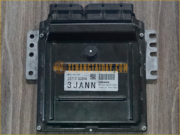 Hộp điều khiển động cơ ECU NISSAN MEC130-180
