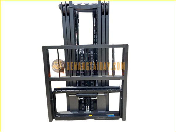 Khung nâng 6m dành cho xe nâng xăng 2.5 tấn