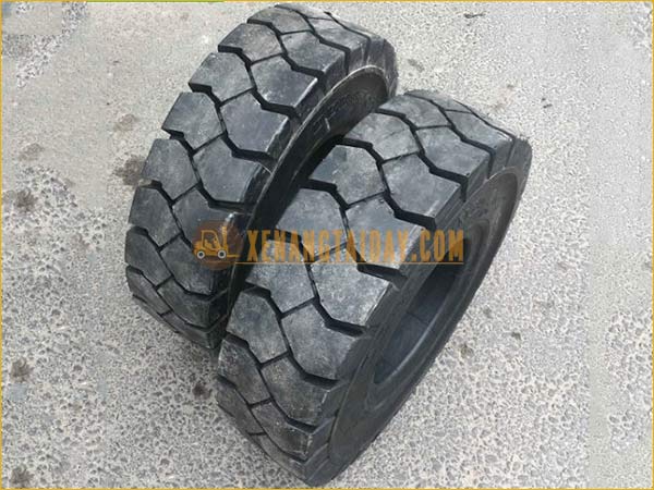 Lốp Xe Nâng DEESTONE | Thương Hiệu Lốp Xe Cơ Giới Toàn Cầu Thái Lan