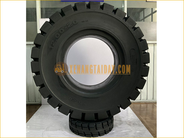 Lốp xe nâng MR.SOLID | Lốp đặc công nghệ Hàn Quốc