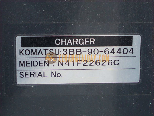 Máy nạp tự động KOMATSU 72V