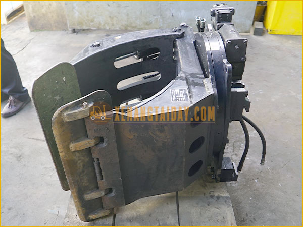 Phụ kiện Kẹp tròn Xe nâng