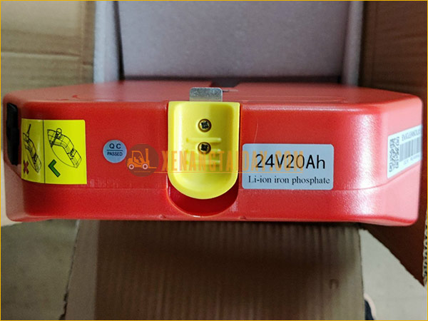 Pin Lithium Cho Xe Nâng Tay Điện Tự Động – Bán Tự Động