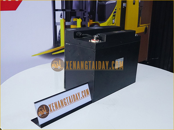 Pin lithium xe nâng tay điện 24V - 60Ah HOFFUM 8-LFP-60-EV-NOB