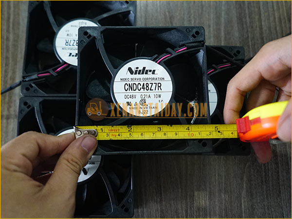 Quạt gắn bo mạch xe nâng điện 48V