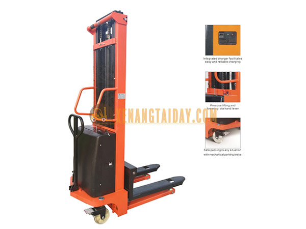 Xe nâng bán tự động CTD 1 tấn