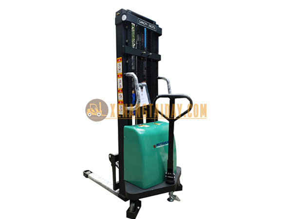 Xe nâng bán tự động Mitsulift SES15/30