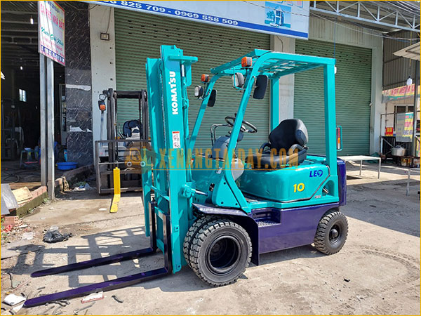 Xe Nâng Dầu KOMATSU FD10C-16