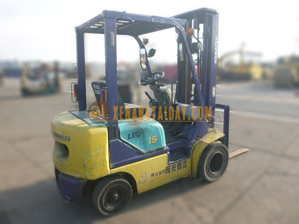 Xe nâng dầu KOMATSU FD15C-16