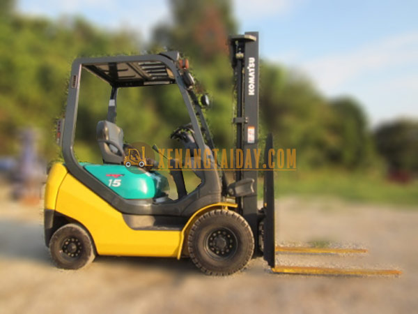 Xe Nâng Dầu KOMATSU FD15C-20