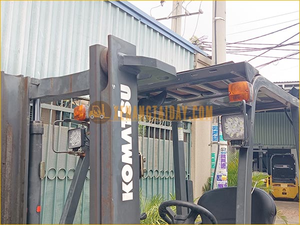 Xe nâng dầu KOMATSU FD15T-21