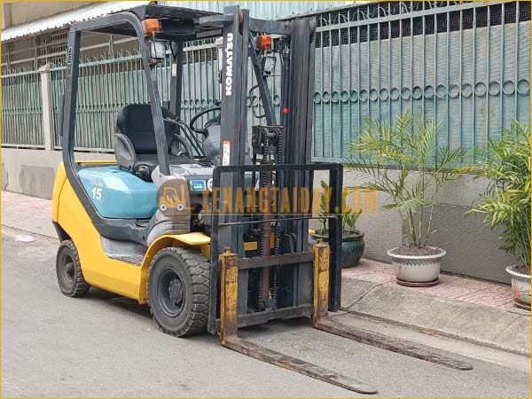 Xe nâng dầu KOMATSU FD15T-21