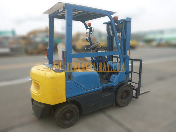Xe Nâng Dầu KOMATSU FD18C-17