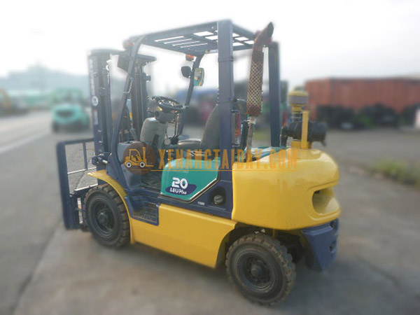 Xe nâng dầu KOMATSU FD20HT-14