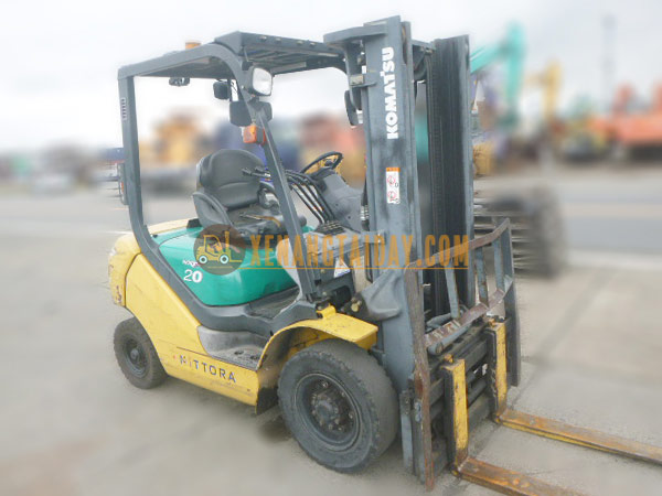 Xe Nâng Dầu KOMATSU FD20T-16
