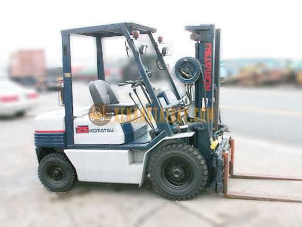 Xe Nâng Dầu KOMATSU FD25-11