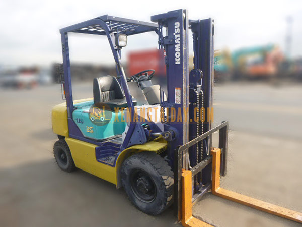 Xe Nâng Dầu KOMATSU FD25T-12