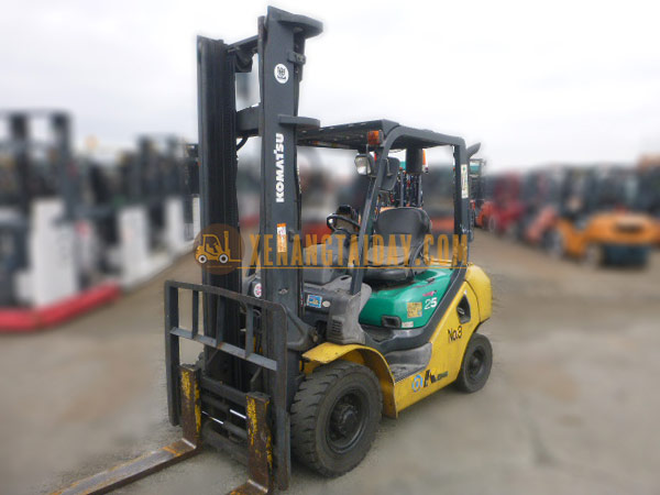 Xe nâng dầu KOMATSU FD25T-16