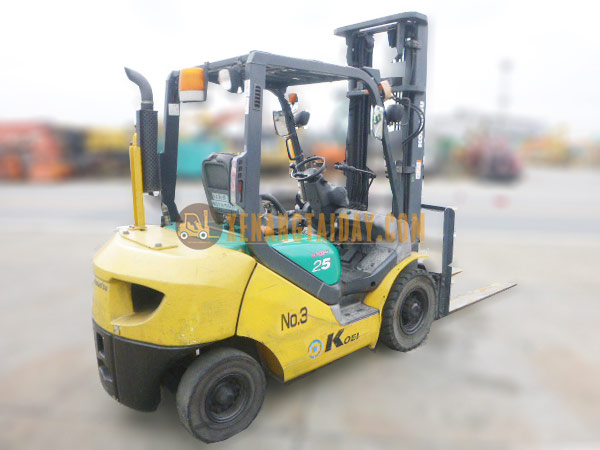 Xe nâng dầu KOMATSU FD25T-16