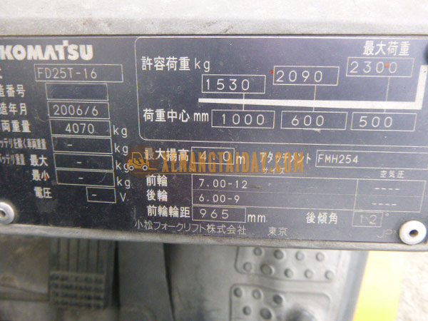 Xe nâng dầu KOMATSU FD25T-16