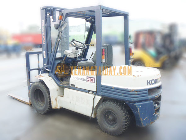 Xe Nâng Dầu KOMATSU FD30-11 