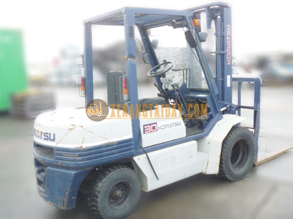 Xe Nâng Dầu KOMATSU FD30-11 