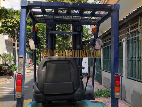 Xe Nâng Dầu KOMATSU FD30C-12