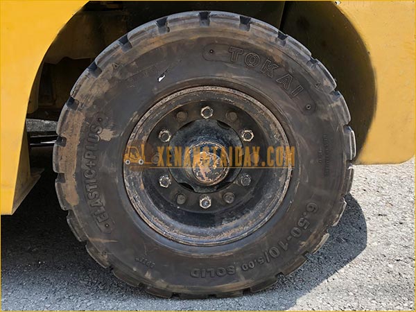 Xe Nâng Dầu KOMATSU FD30C-12