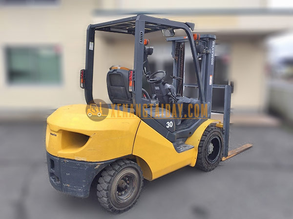 Xe Nâng Dầu KOMATSU FD30C-17
