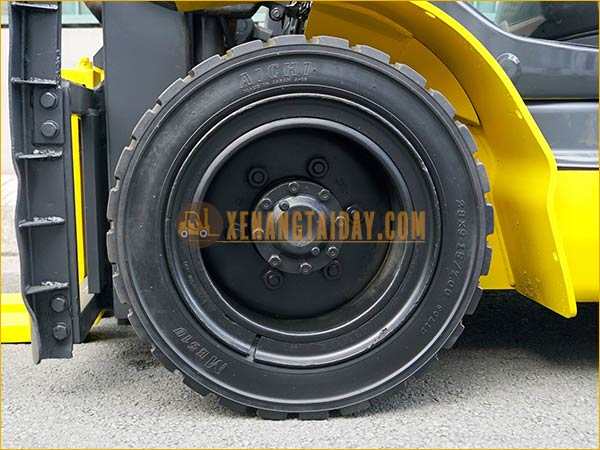 Xe nâng dầu KOMATSU FD30C-17