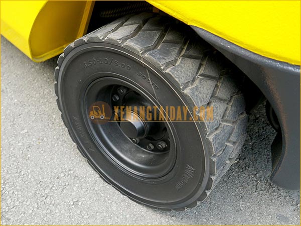 Xe nâng dầu KOMATSU FD30C-17