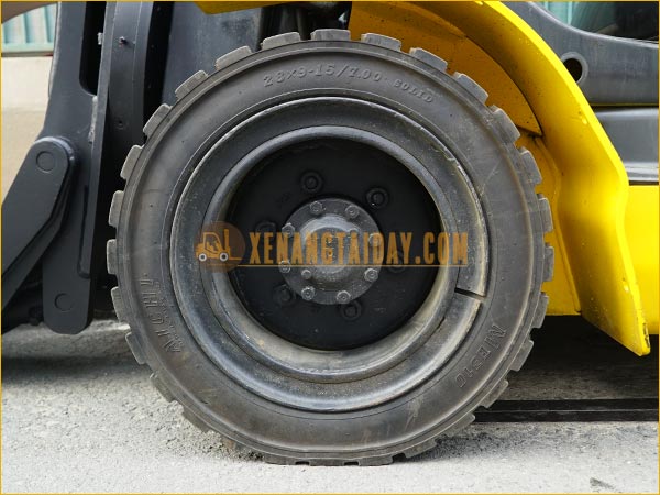 Xe nâng dầu KOMATSU FD30C-17