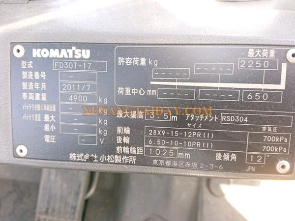 Xe nâng dầu KOMATSU FD30T-17