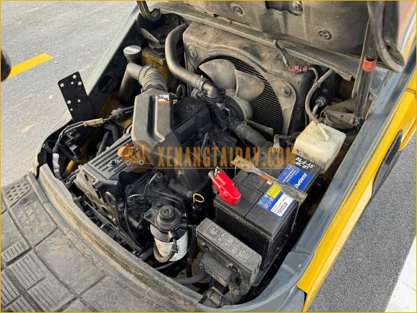 Xe nâng dầu KOMATSU FD30T-17