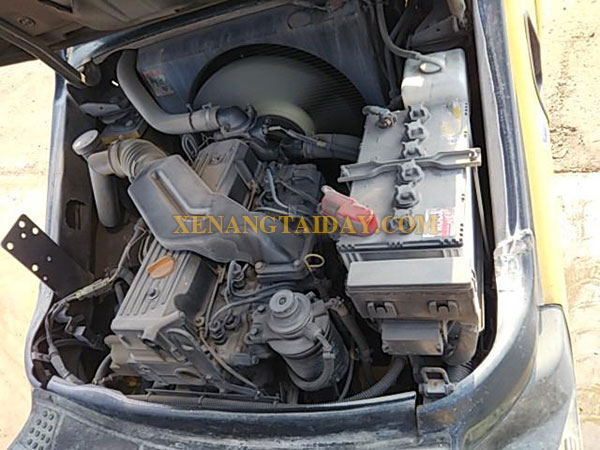 Xe nâng dầu KOMATSU FD35AT-17