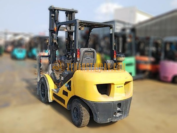 Xe Nâng Dầu KOMATSU FD35AT-17