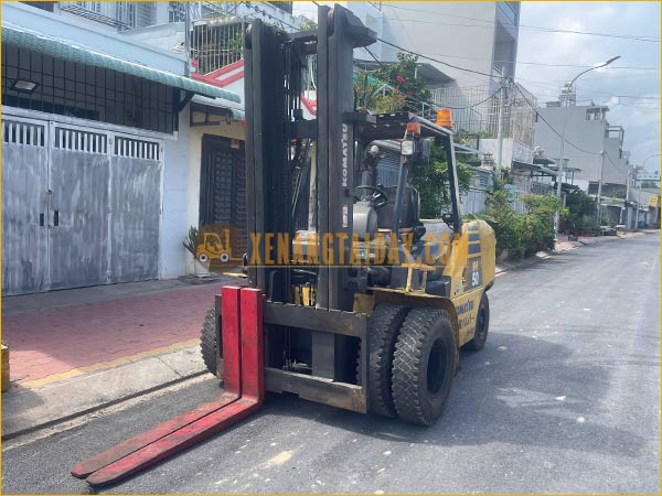 Xe Nâng Dầu 5 Tấn KMS   Đáp Ứng Mọi Yêu Cầu Trong Ngành Công Nghiệp Nặng