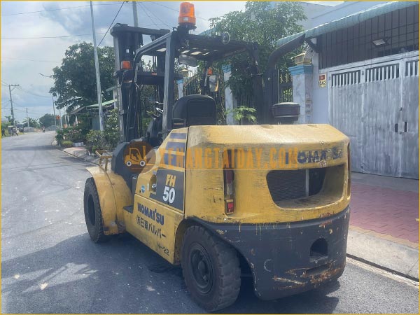 Xe nâng dầu KOMATSU FH50-2