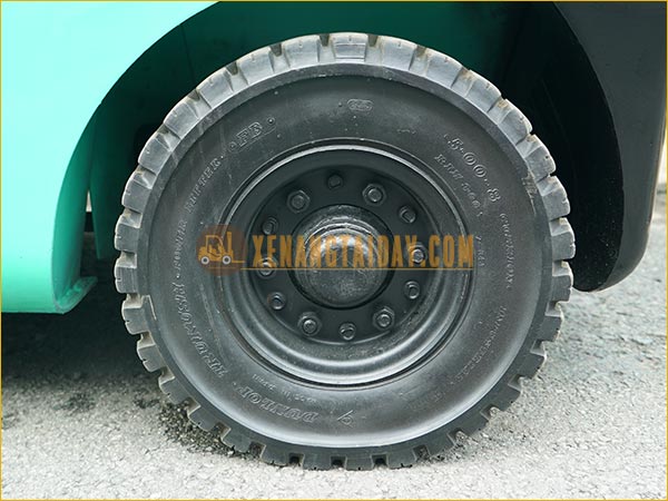 Xe nâng dầu MITSUBISHI FD15