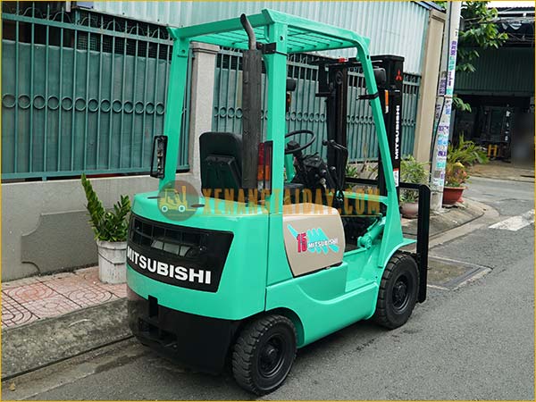 Xe nâng dầu MITSUBISHI FD15