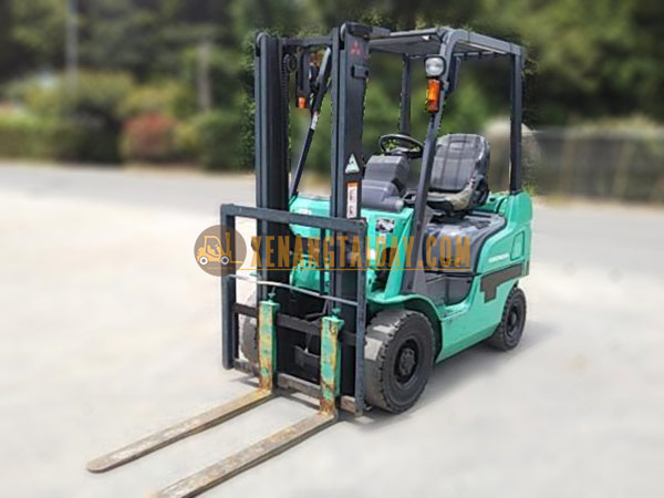 Xe Nâng Dầu MITSUBISHI FD15D